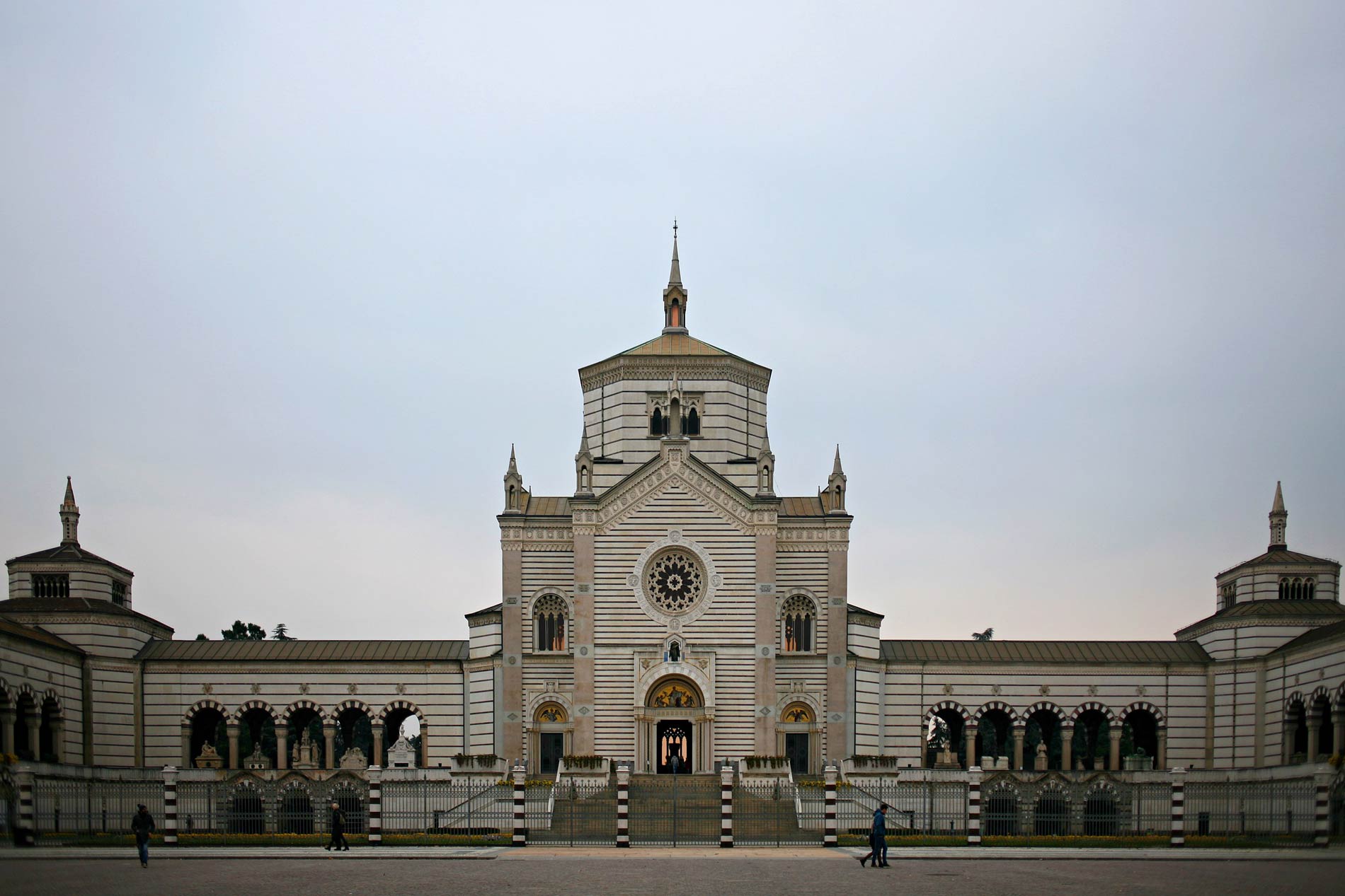 Bramante Parking